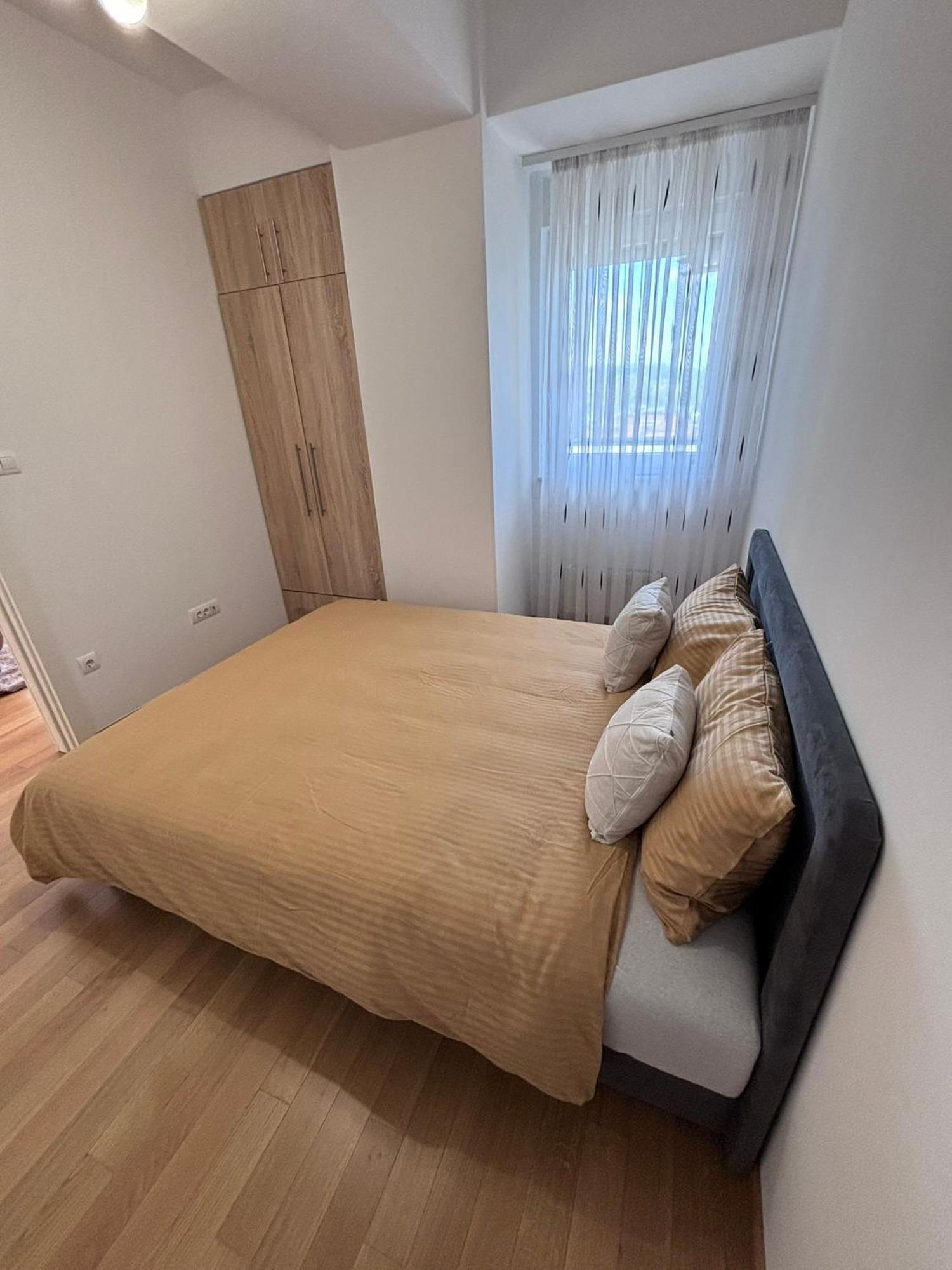 R-Residency Tower Apartment บันยาลูกา ภายนอก รูปภาพ